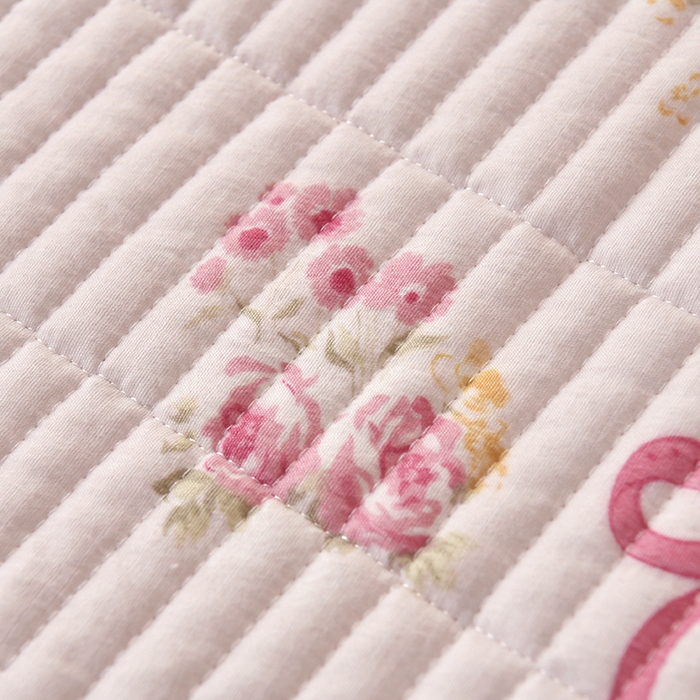 91家纺网 家纺一手货源 找家纺 悠米悠家 2026新款卡通棉拼绒夹棉床盖单品床盖床盖单件 蜜语甜梦