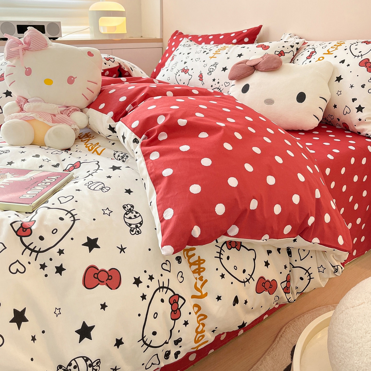 91家纺网 家纺一手货源 找家纺 暮思家居 2026新款正版授权三丽鸥全棉纯棉四件套系列-第一批 糖果KT