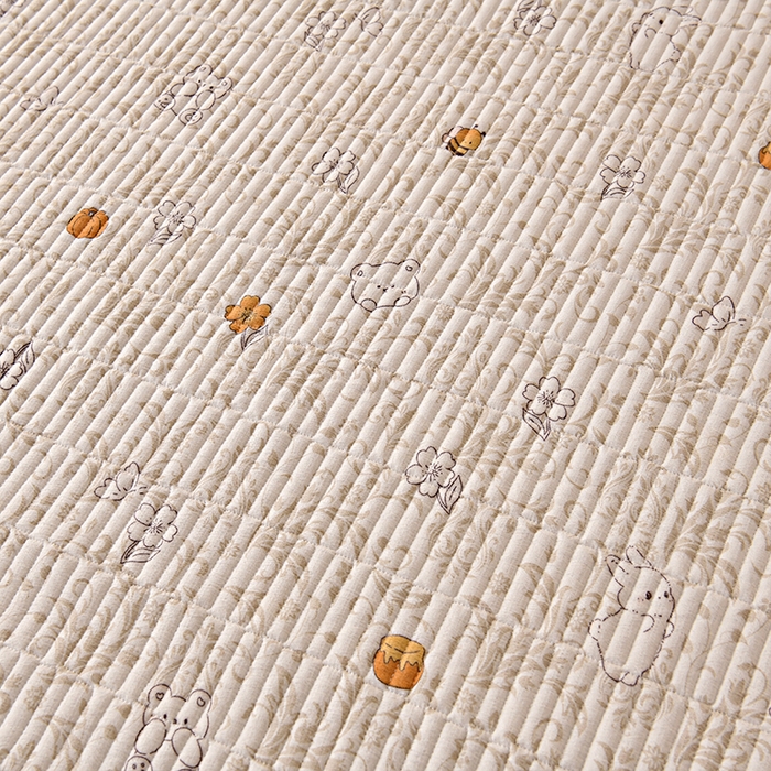 91家纺网 家纺一手货源 找家纺 悠米悠家 2026新款卡通棉拼绒夹棉床盖单品床盖床盖单件 蜜熊絮语