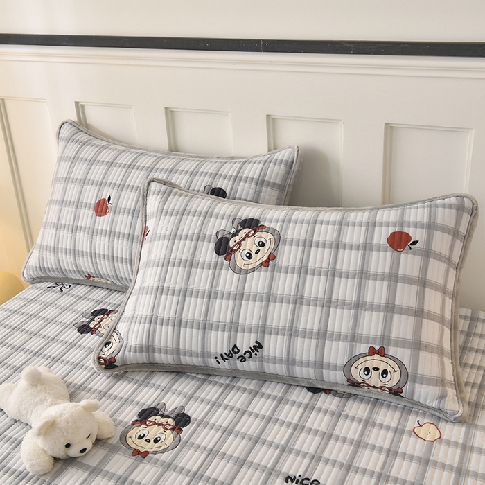 91家纺网 家纺一手货源 找家纺 悠米悠家 2026新款卡通棉拼绒夹棉床盖单品床盖床盖单件 萌趣LABUBU