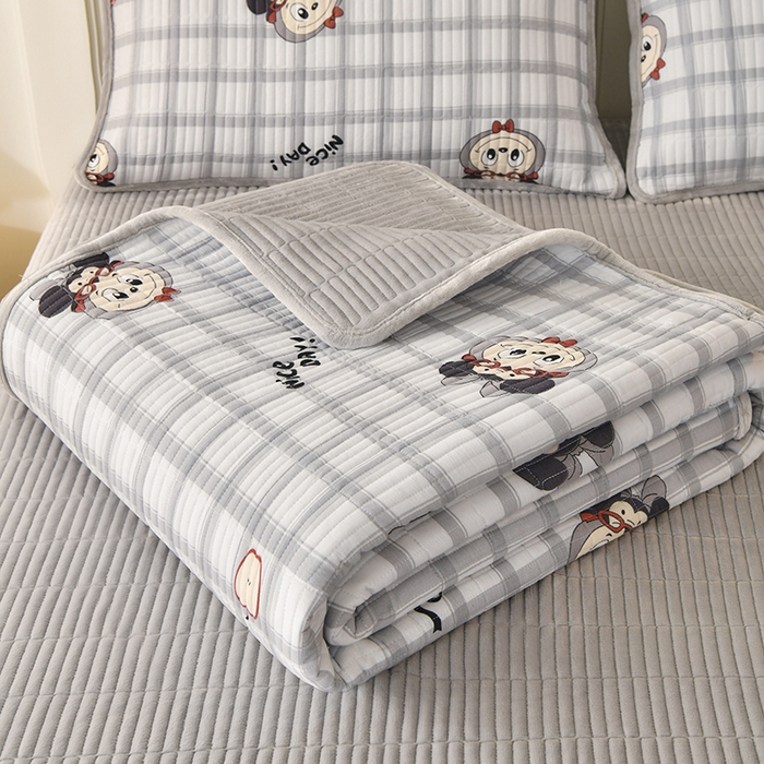 91家纺网 家纺一手货源 找家纺 悠米悠家 2026新款卡通棉拼绒夹棉床盖单品床盖床盖单件 萌趣LABUBU