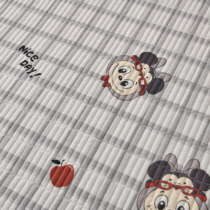 91家纺网 家纺一手货源 找家纺 悠米悠家 2026新款卡通棉拼绒夹棉床盖单品床盖床盖单件 萌趣LABUBU