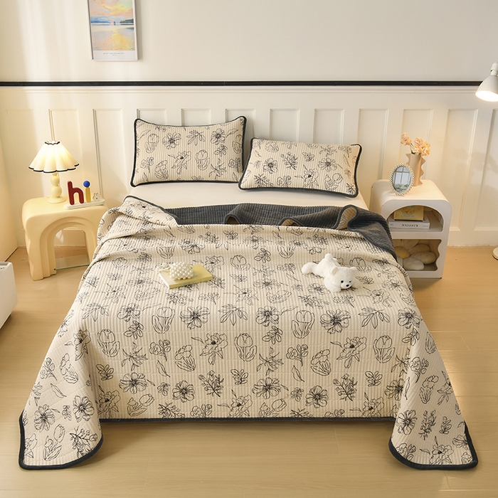 91家纺网 家纺一手货源 找家纺 悠米悠家 2026新款卡通棉拼绒夹棉床盖单品床盖床盖单件 墨色花卉