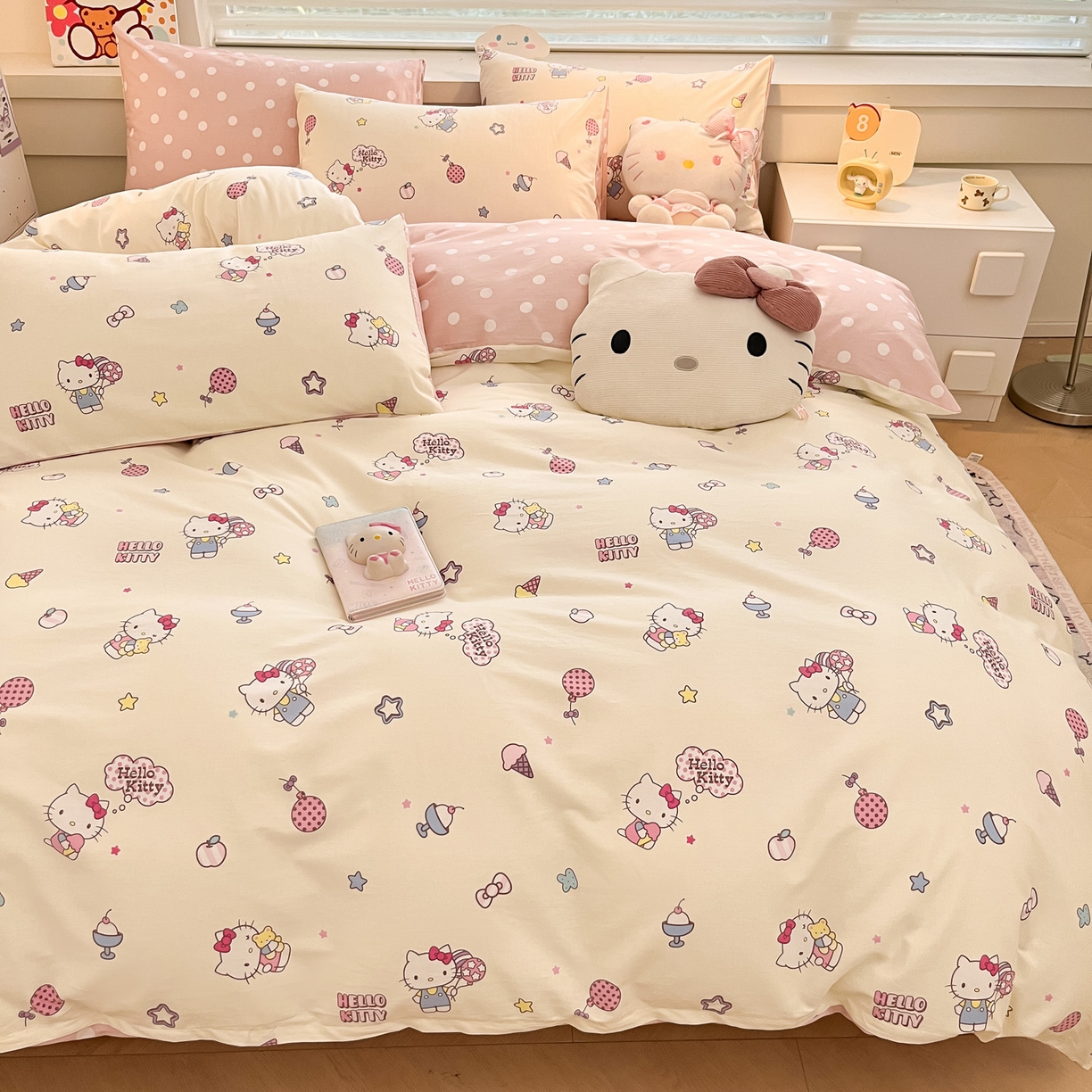 91家纺网 家纺一手货源 找家纺 暮思家居 2026新款正版授权三丽鸥全棉纯棉四件套系列-第一批 甜筒凯蒂