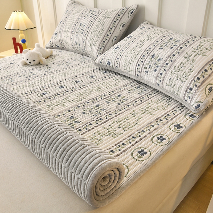 91家纺网 家纺一手货源 找家纺 悠米悠家 2026新款卡通棉拼绒夹棉床盖单品床盖床盖单件 青屿花园