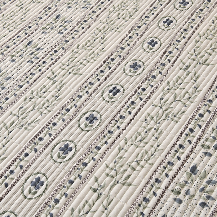 91家纺网 家纺一手货源 找家纺 悠米悠家 2026新款卡通棉拼绒夹棉床盖单品床盖床盖单件 青屿花园