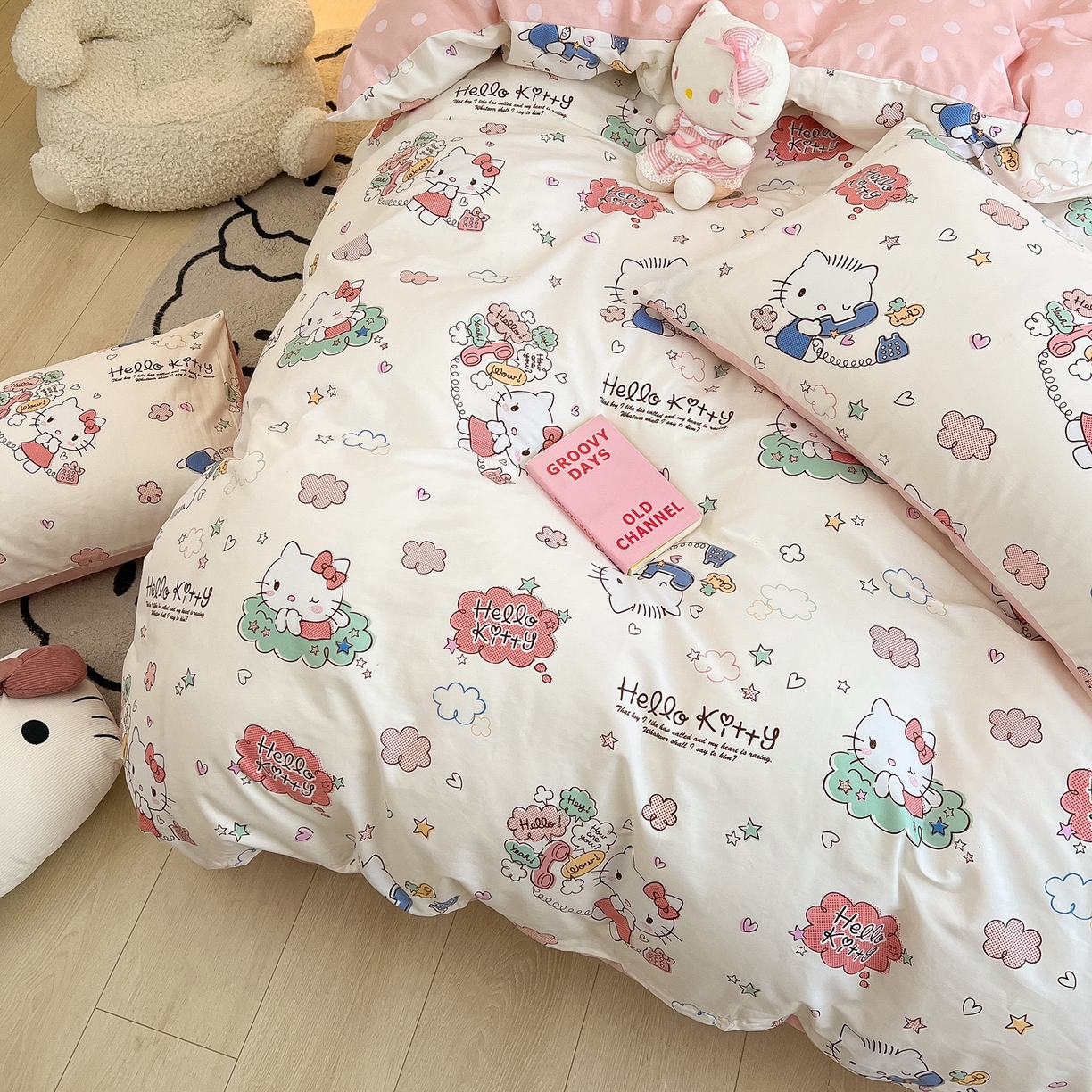 91家纺网 家纺一手货源 找家纺 暮思家居 2026新款正版授权三丽鸥全棉纯棉四件套系列-第一批 甜心KT