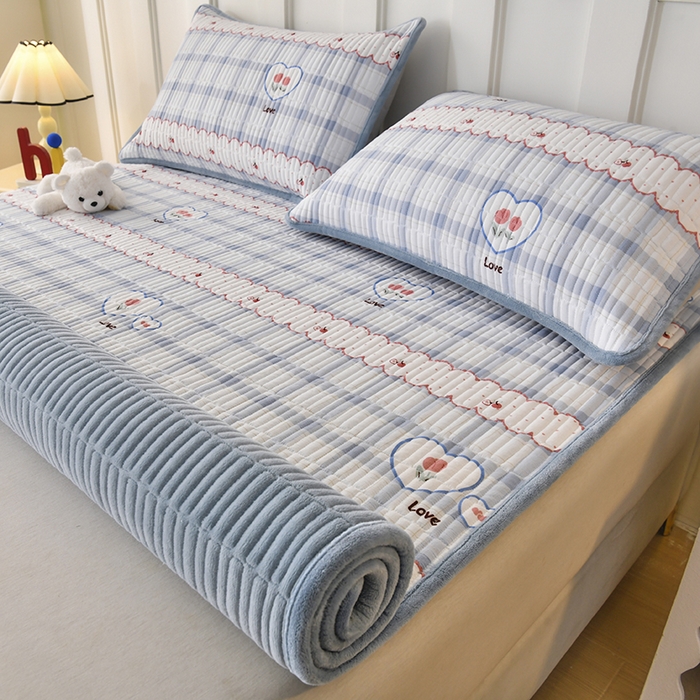 91家纺网 家纺一手货源 找家纺 悠米悠家 2026新款卡通棉拼绒夹棉床盖单品床盖床盖单件 告白气球