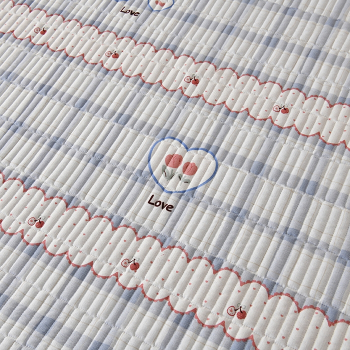 91家纺网 家纺一手货源 找家纺 悠米悠家 2026新款卡通棉拼绒夹棉床盖单品床盖床盖单件 告白气球