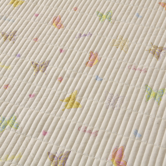 91家纺网 家纺一手货源 找家纺 悠米悠家 2026新款卡通棉拼绒夹棉床盖单品床盖床盖单件 温软蝶梦