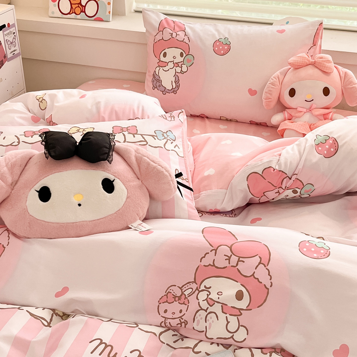 91家纺网 家纺一手货源 找家纺 暮思家居 2026新款正版授权三丽鸥全棉纯棉四件套系列-第一批 洋娃娃美乐蒂