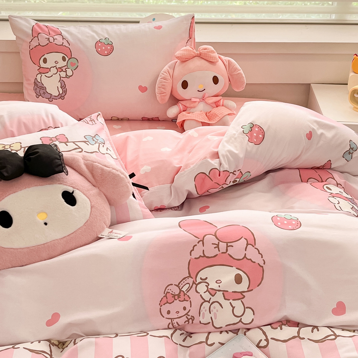 91家纺网 家纺一手货源 找家纺 暮思家居 2026新款正版授权三丽鸥全棉纯棉四件套系列-第一批 洋娃娃美乐蒂