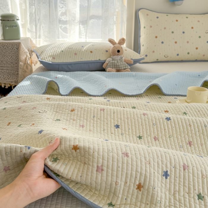 91家纺网 家纺一手货源 找家纺 茉夕家纺 2026新款春季双面纯棉印花单品床盖单件床盖 星河梦