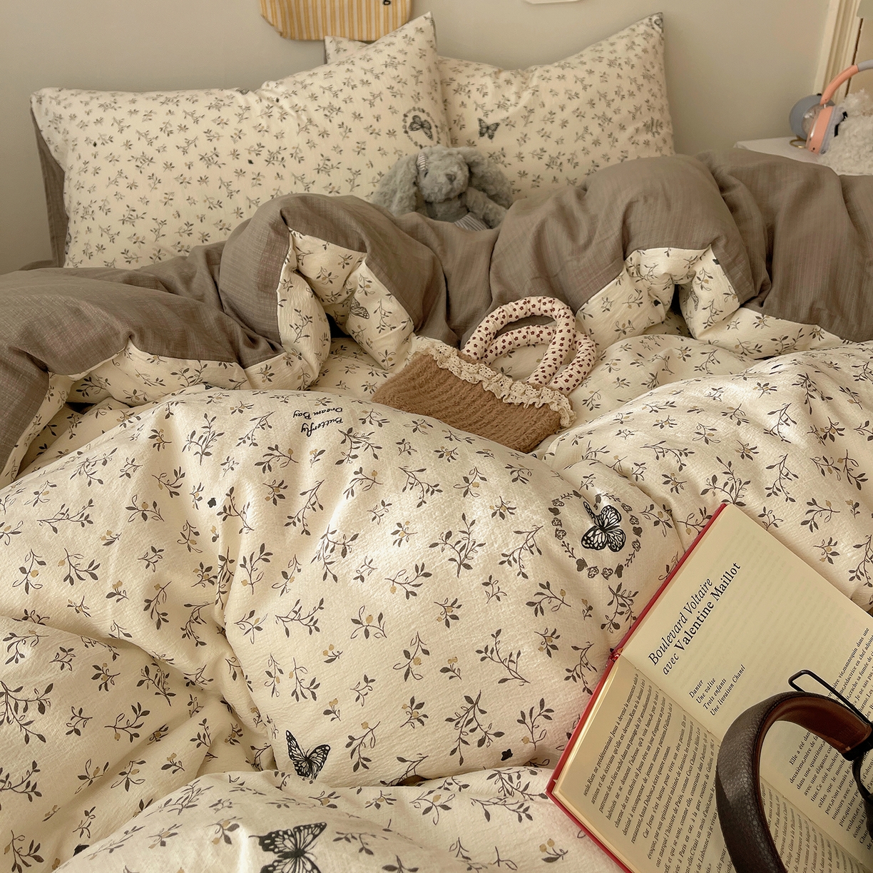 91家纺网 家纺一手货源 找家纺 沐芷 2026 【提供买家秀】简约可爱双层纱四件套床上用品 单被套/四件套 彼岸-困蝶