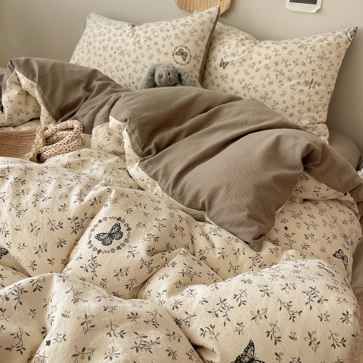 91家纺网 家纺一手货源 找家纺 沐芷 2026 【提供买家秀】简约可爱双层纱四件套床上用品 单被套/四件套 彼岸-困蝶