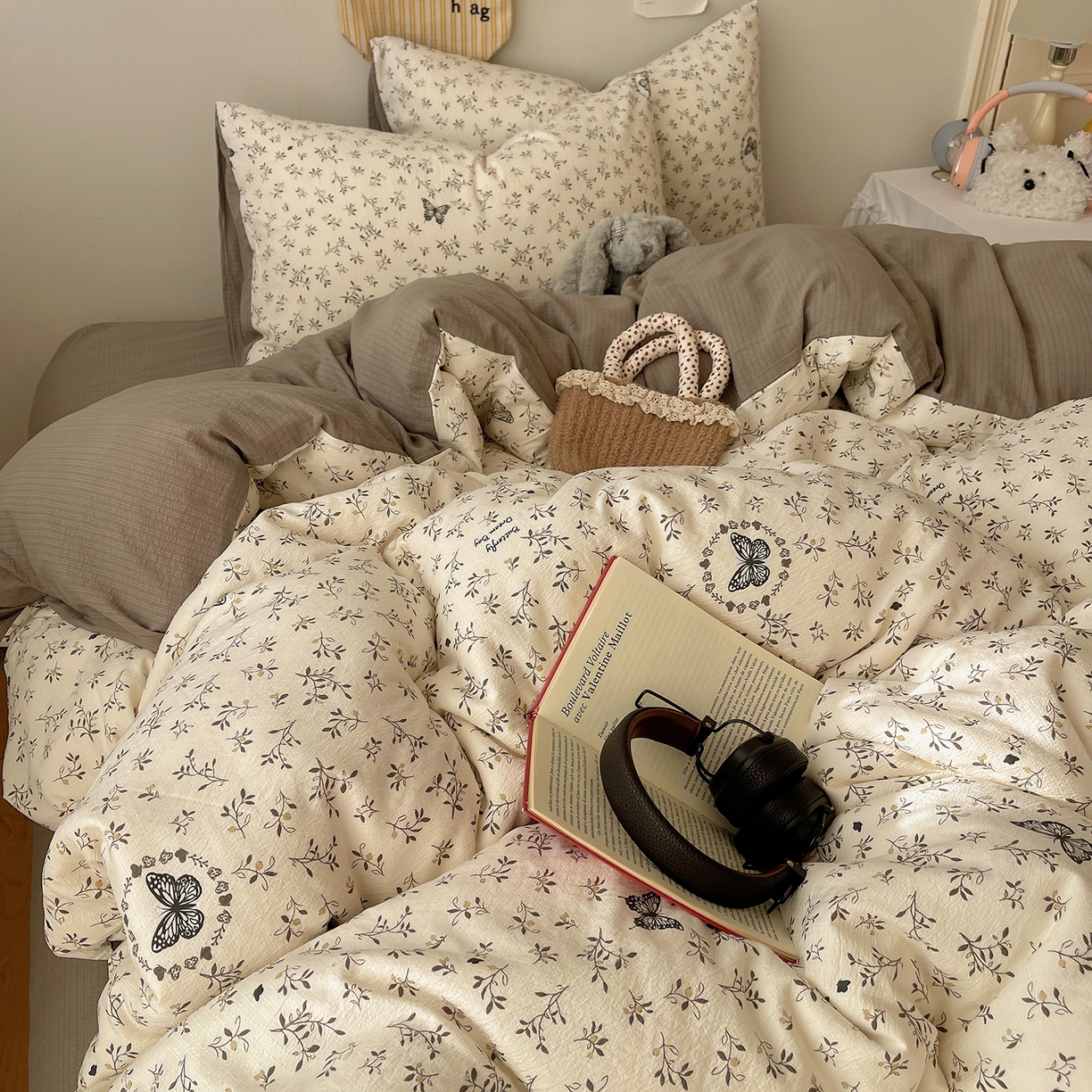 91家纺网 家纺一手货源 找家纺 沐芷 2026 【提供买家秀】简约可爱双层纱四件套床上用品 单被套/四件套 彼岸-困蝶