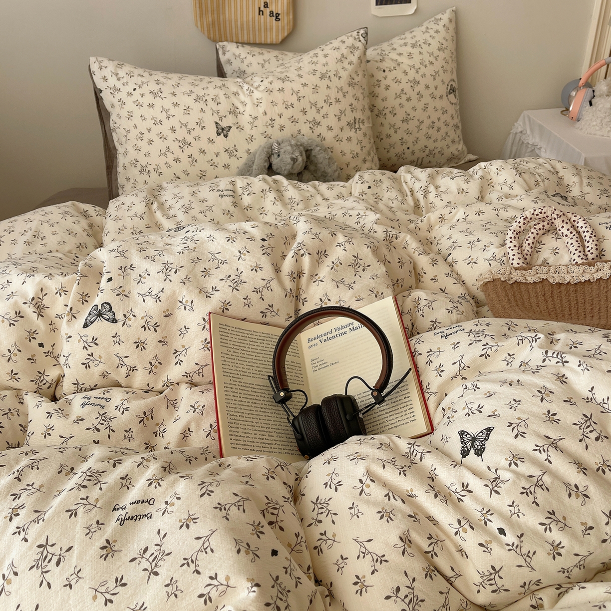 91家纺网 家纺一手货源 找家纺 沐芷 2026 【提供买家秀】简约可爱双层纱四件套床上用品 单被套/四件套 彼岸-困蝶