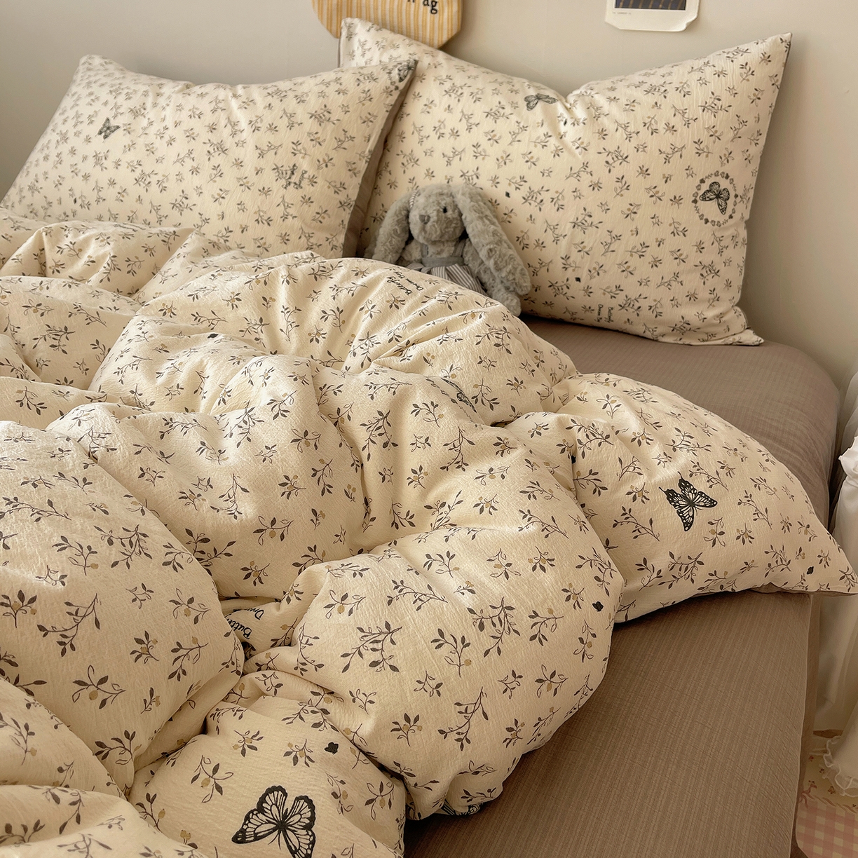 91家纺网 家纺一手货源 找家纺 沐芷 2026 【提供买家秀】简约可爱双层纱四件套床上用品 单被套/四件套 彼岸-困蝶