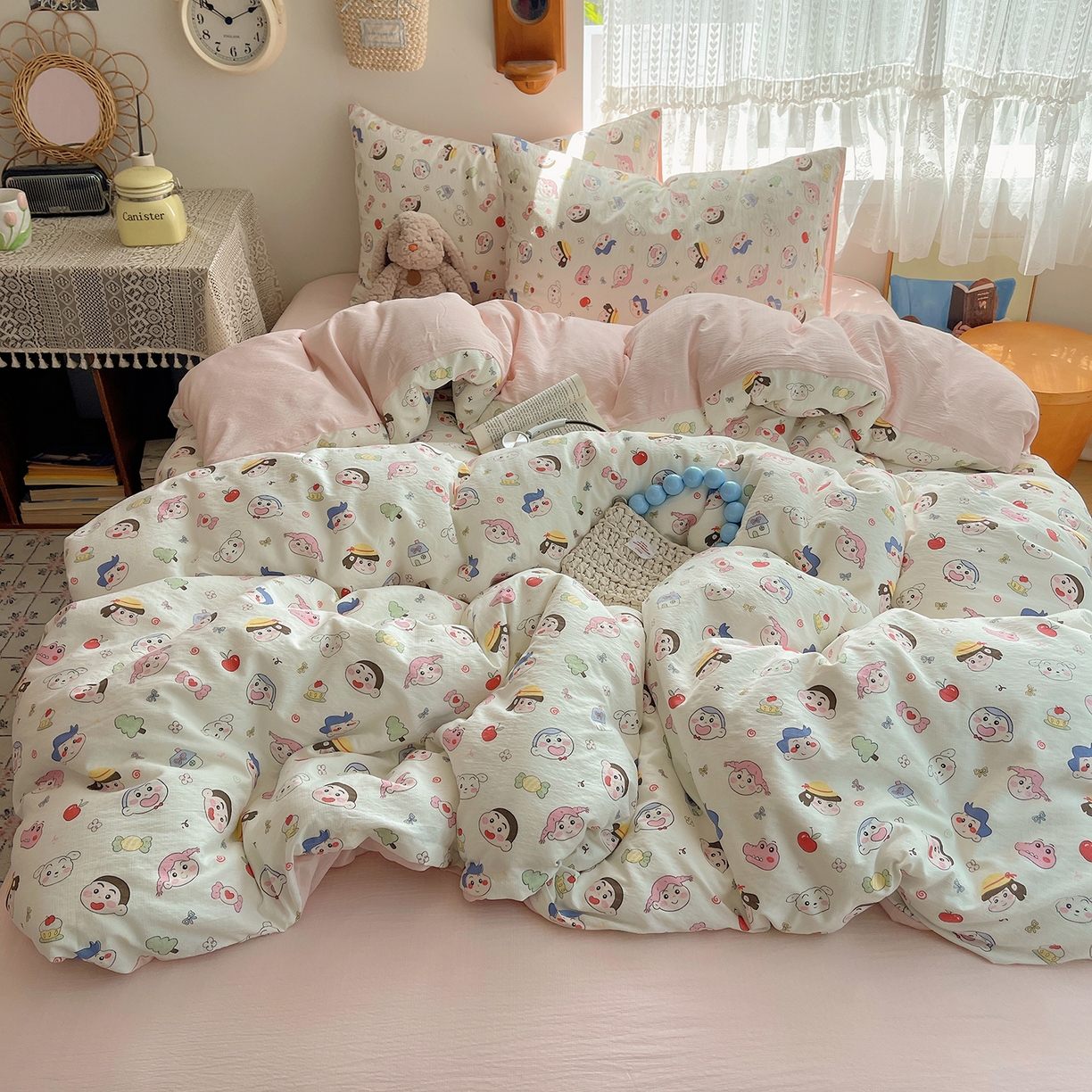 91家纺网 家纺一手货源 找家纺 沐芷 2026 【提供买家秀】简约可爱双层纱四件套床上用品 单被套/四件套 彼岸-蜡笔没有新