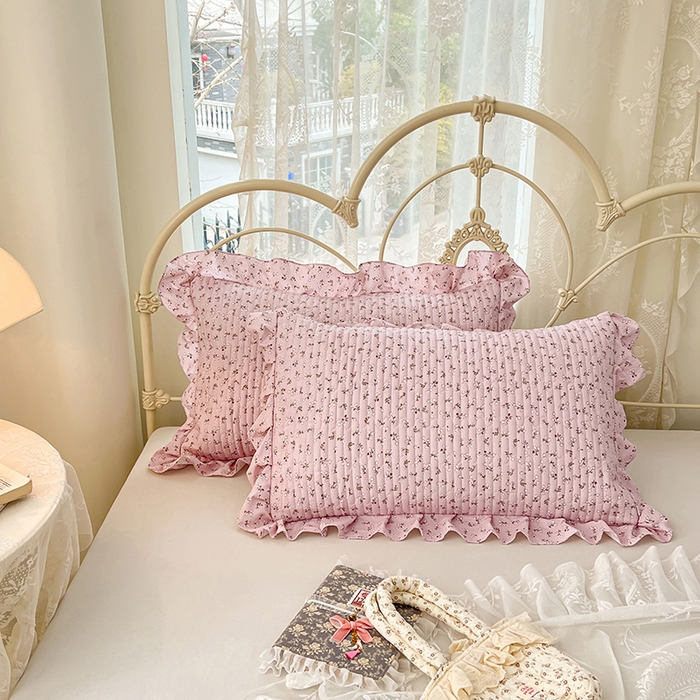 91家纺网 家纺一手货源 找家纺 圣比熊 2026新款A类云朵棉夹棉花边枕套宿舍单人一只装枕芯内胆套-单人枕套 爱丽丝-粉（花边夹棉）