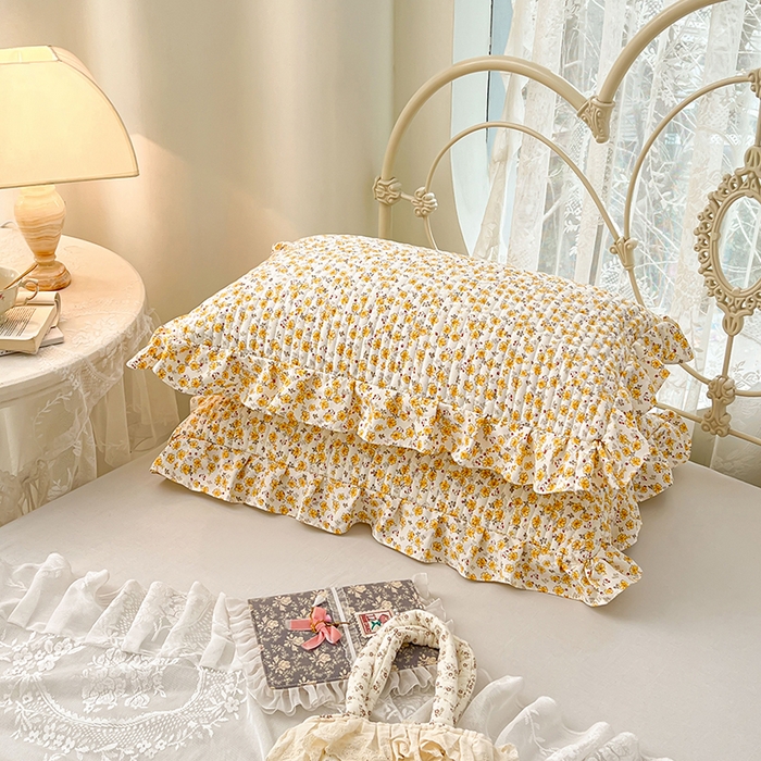 91家纺网 家纺一手货源 找家纺 圣比熊 2026新款A类云朵棉夹棉花边枕套宿舍单人一只装枕芯内胆套-单人枕套 春日暖阳（花边夹棉）