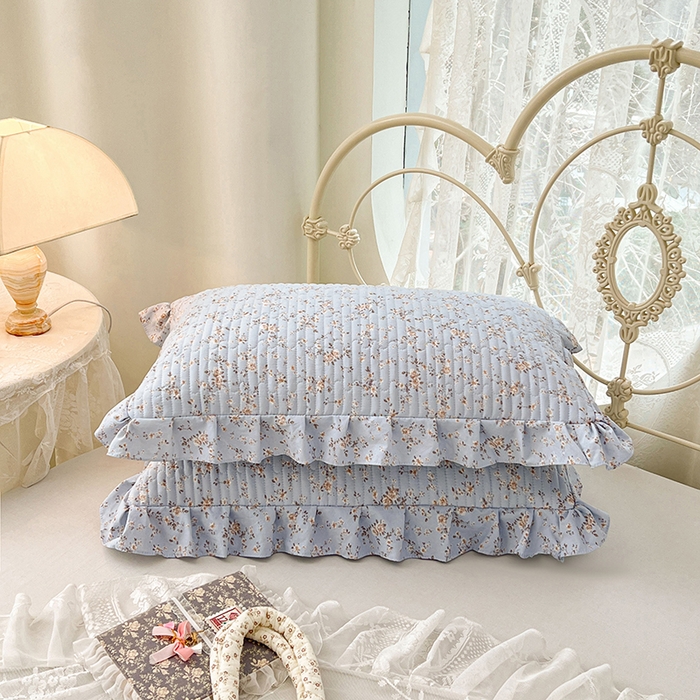 91家纺网 家纺一手货源 找家纺 圣比熊 2026新款A类云朵棉夹棉花边枕套宿舍单人一只装枕芯内胆套-单人枕套 兰亭序-蓝（花边夹棉）