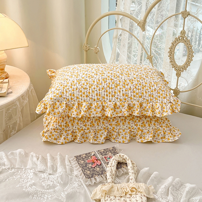 91家纺网 家纺一手货源 找家纺 圣比熊 2026新款A类云朵棉夹棉花边枕套宿舍单人一只装枕芯内胆套-单人枕套 春日暖阳（花边夹棉）