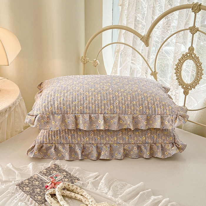 91家纺网 家纺一手货源 找家纺 圣比熊 2026新款A类云朵棉夹棉花边枕套宿舍单人一只装枕芯内胆套-单人枕套 花无归期（花边夹棉）