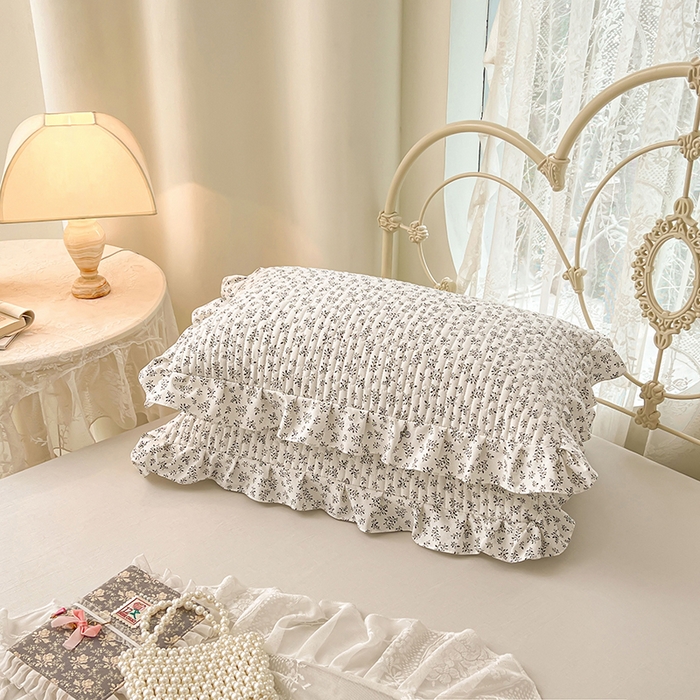 91家纺网 家纺一手货源 找家纺 圣比熊 2026新款A类云朵棉夹棉花边枕套宿舍单人一只装枕芯内胆套-单人枕套 花间迷离（花边夹棉）