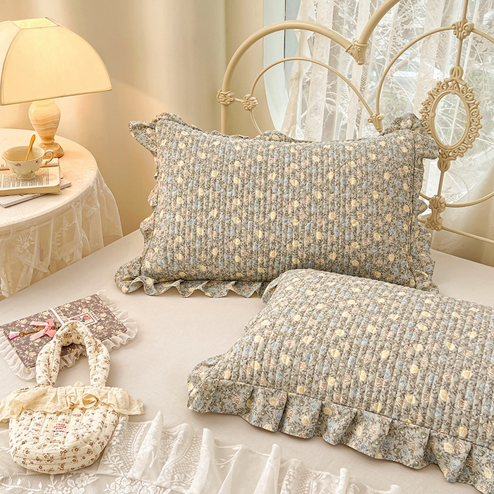 91家纺网 家纺一手货源 找家纺 圣比熊 2026新款A类云朵棉夹棉花边枕套宿舍单人一只装枕芯内胆套-单人枕套 海棠花开（花边夹棉）