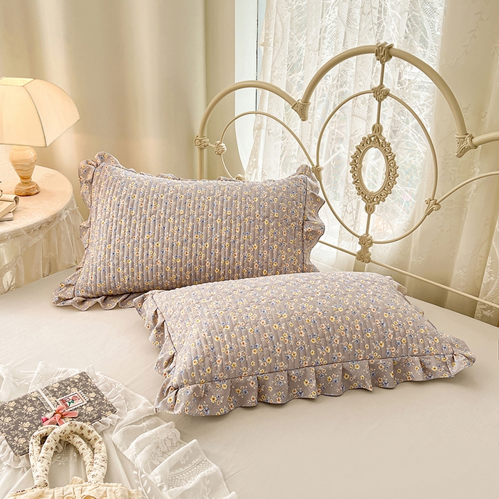 91家纺网 家纺一手货源 找家纺 圣比熊 2026新款A类云朵棉夹棉花边枕套宿舍单人一只装枕芯内胆套-单人枕套 花无归期（花边夹棉）