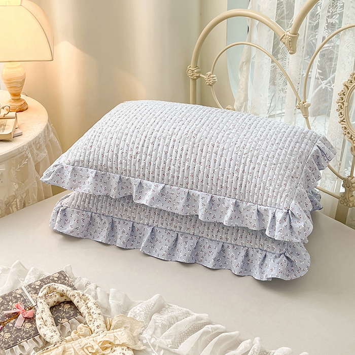 91家纺网 家纺一手货源 找家纺 圣比熊 2026新款A类云朵棉夹棉花边枕套宿舍单人一只装枕芯内胆套-单人枕套 满天星-蓝（花边夹棉）