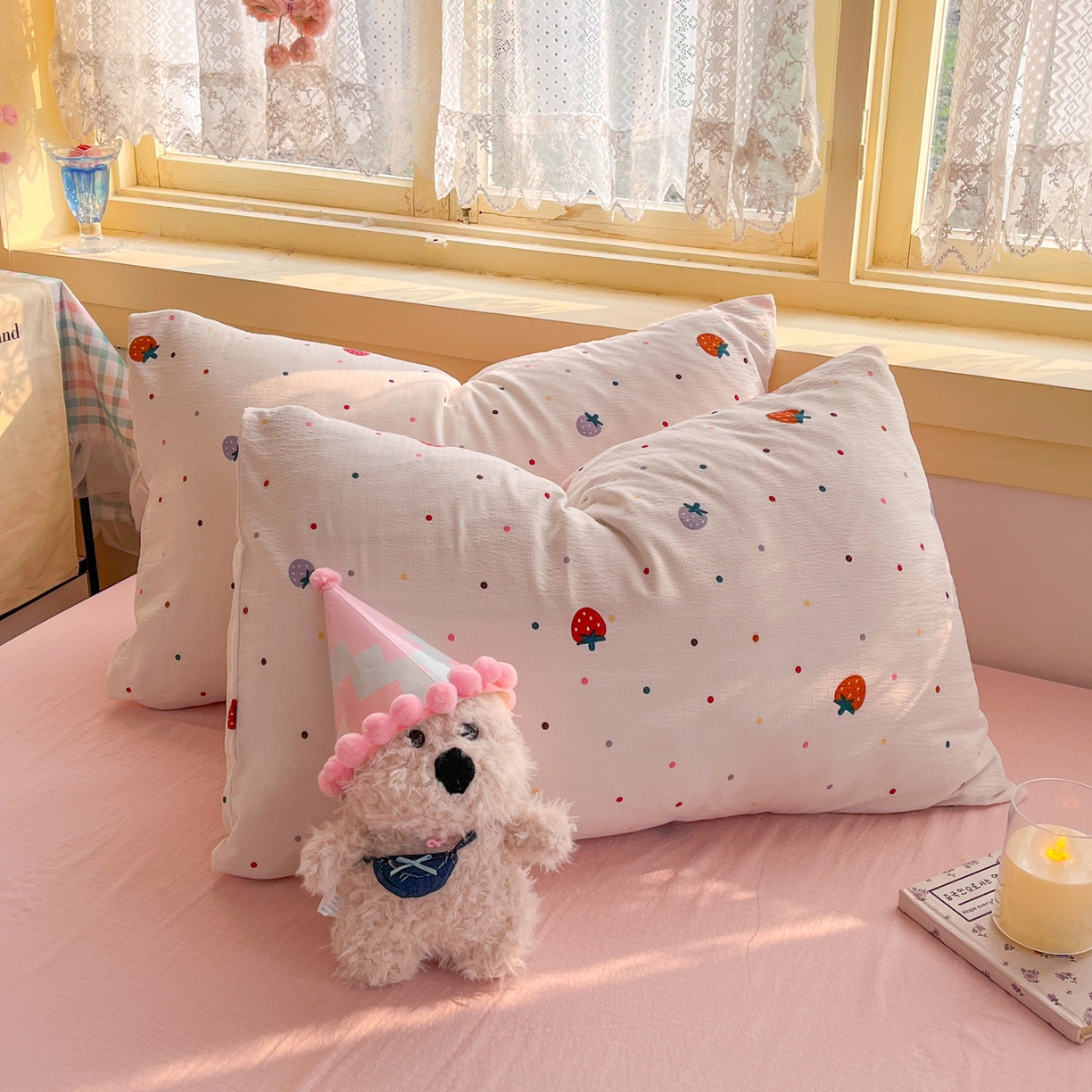 91家纺网 家纺一手货源 找家纺 瑞钰 2025新款云感双层纱暗合四件套 点点草莓