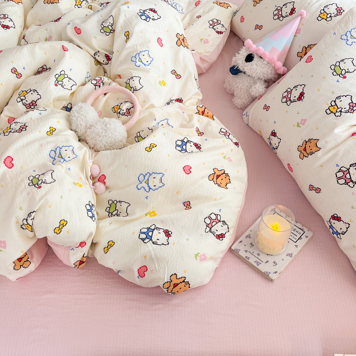 91家纺网 家纺一手货源 找家纺 瑞钰 2025新款云感双层纱暗合四件套 像素猫咪