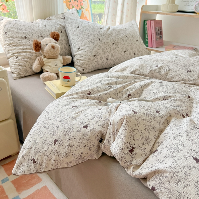 91家纺网 家纺一手货源 找家纺 瑞钰 2025新款云感双层纱暗合四件套 兔与晚风