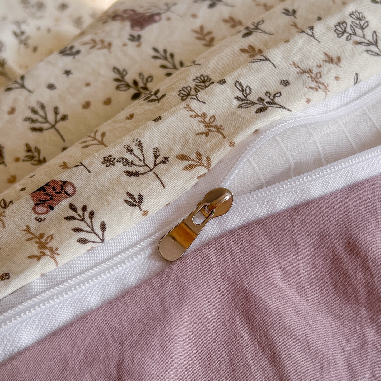 91家纺网 家纺一手货源 找家纺 瑞钰 2026新款A类古法水洗仿棉云感纱四件套秋水