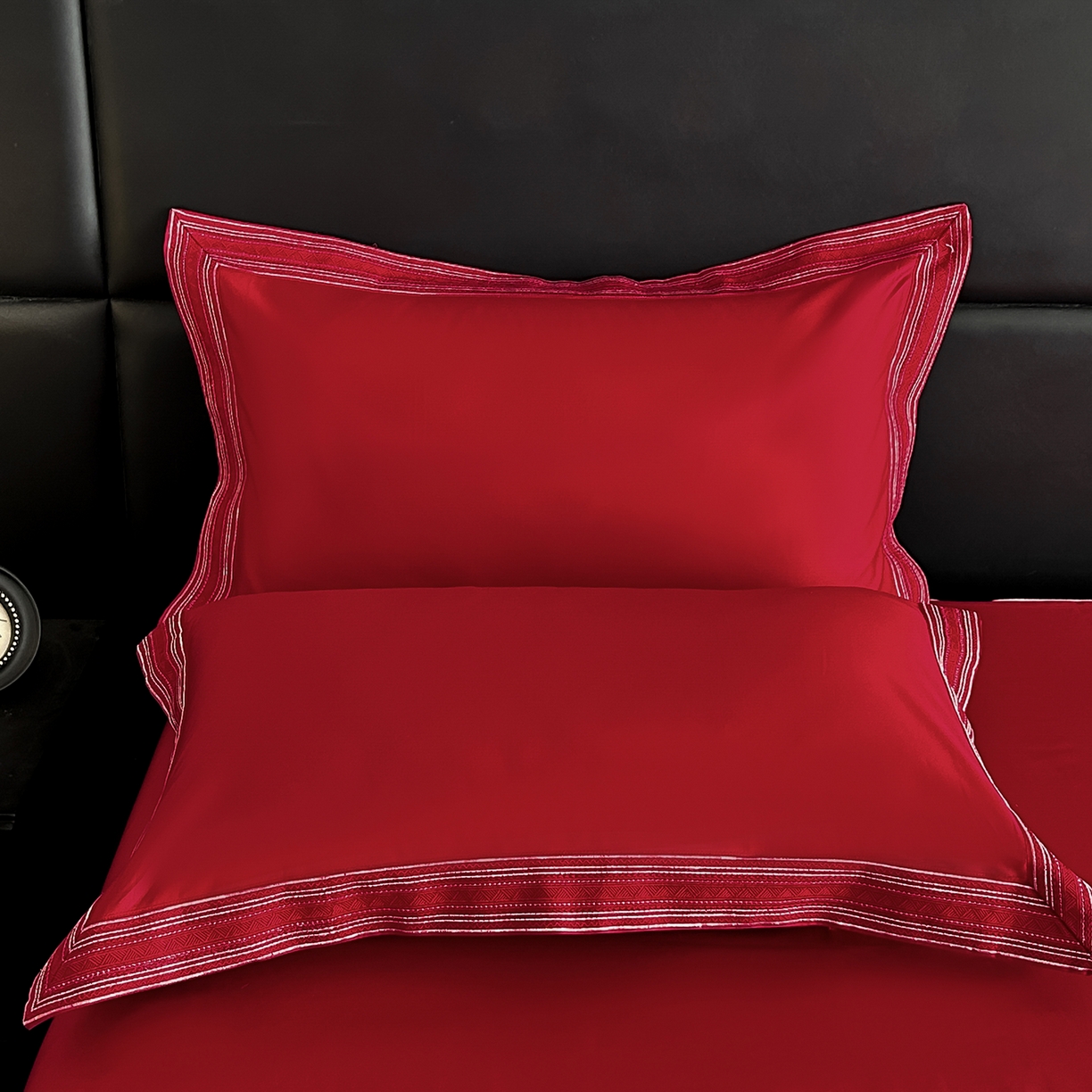 91家纺网 家纺一手货源 找家纺 置顶家纺 2025新款50双股支长绒棉纯棉宽边四件套-米西雅 米西雅-大红