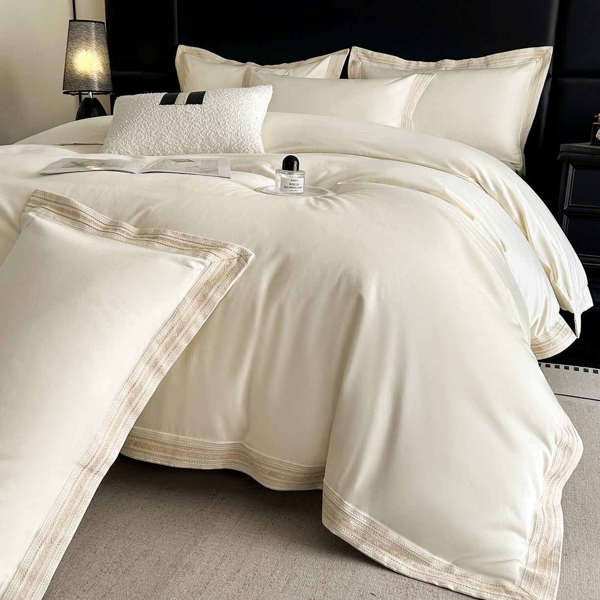 91家纺网 家纺一手货源 找家纺 置顶家纺 2025新款50双股支长绒棉纯棉宽边四件套-米西雅 米西雅-奶昔白