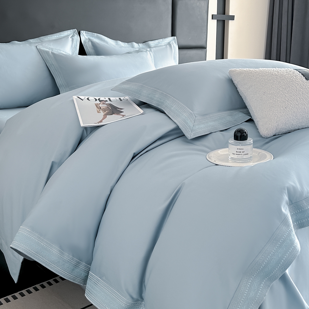 91家纺网 家纺一手货源 找家纺 置顶家纺 2025新款50双股支长绒棉纯棉宽边四件套-米西雅 米西雅-天蓝