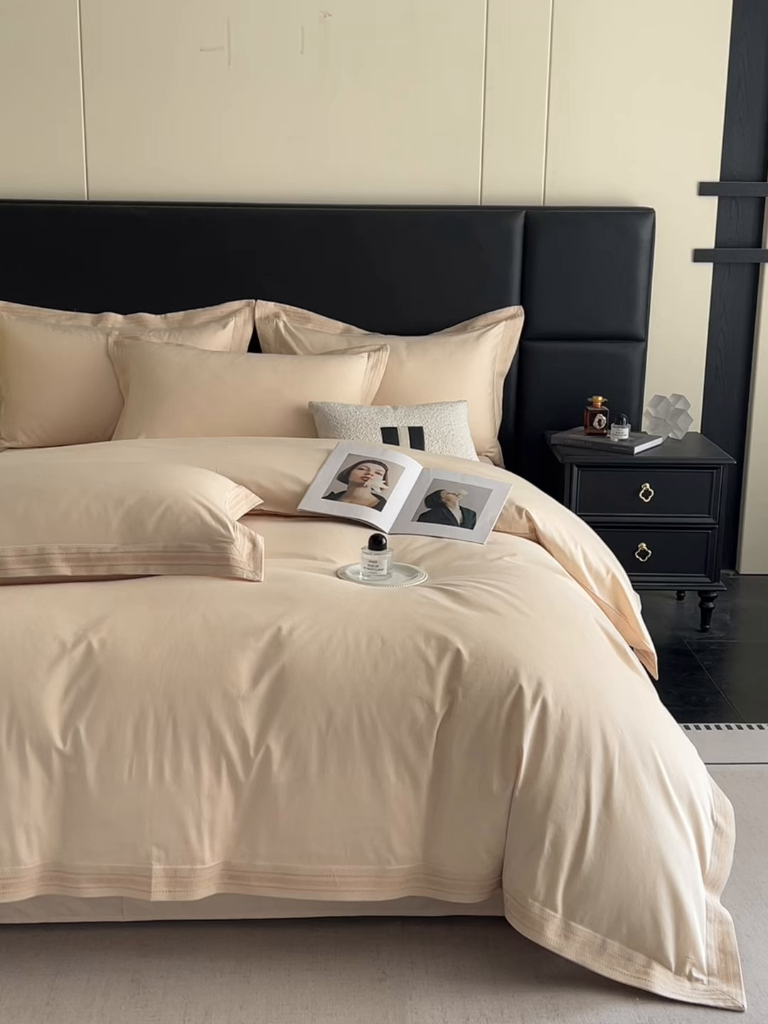 91家纺网 家纺一手货源 找家纺 置顶家纺 2025新款50双股支长绒棉纯棉宽边四件套-米西雅 米西雅-香槟