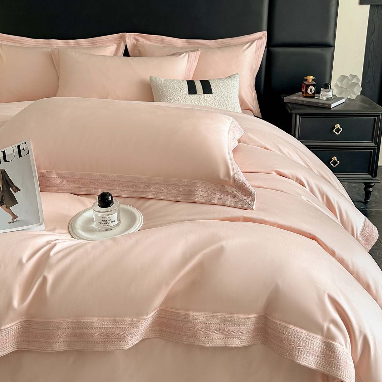 91家纺网 家纺一手货源 找家纺 置顶家纺 2025新款50双股支长绒棉纯棉宽边四件套-米西雅 米西雅-玉色