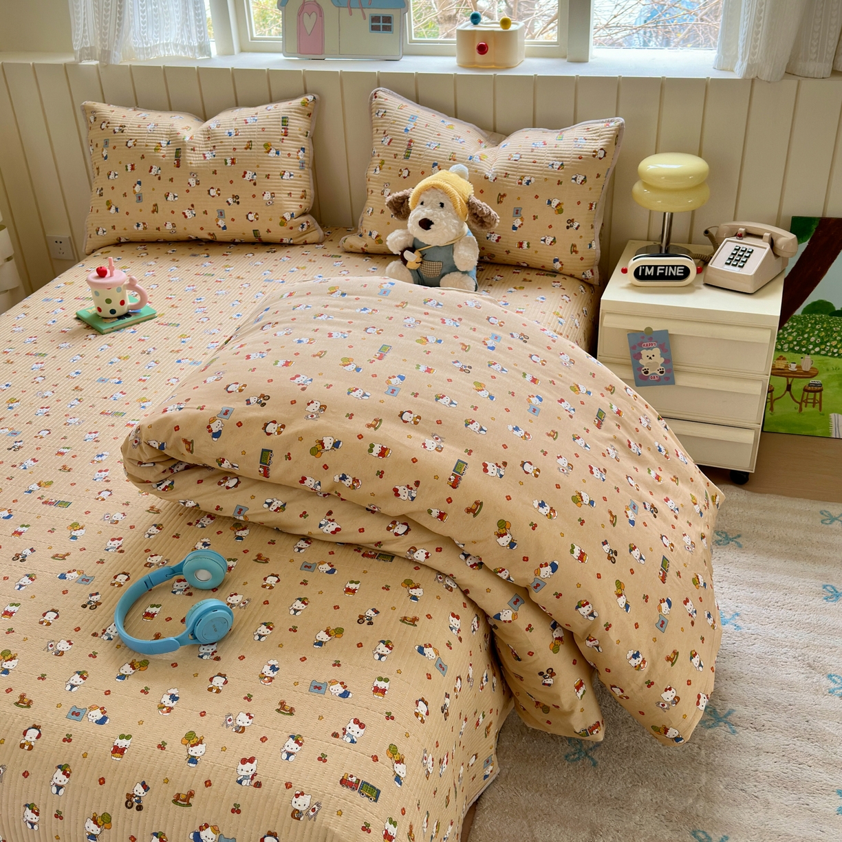 91家纺网 家纺一手货源 找家纺 乐童家纺 2026新款双面纯棉小清新印花床盖款四件套 床盖款-凯蒂软糖 咖