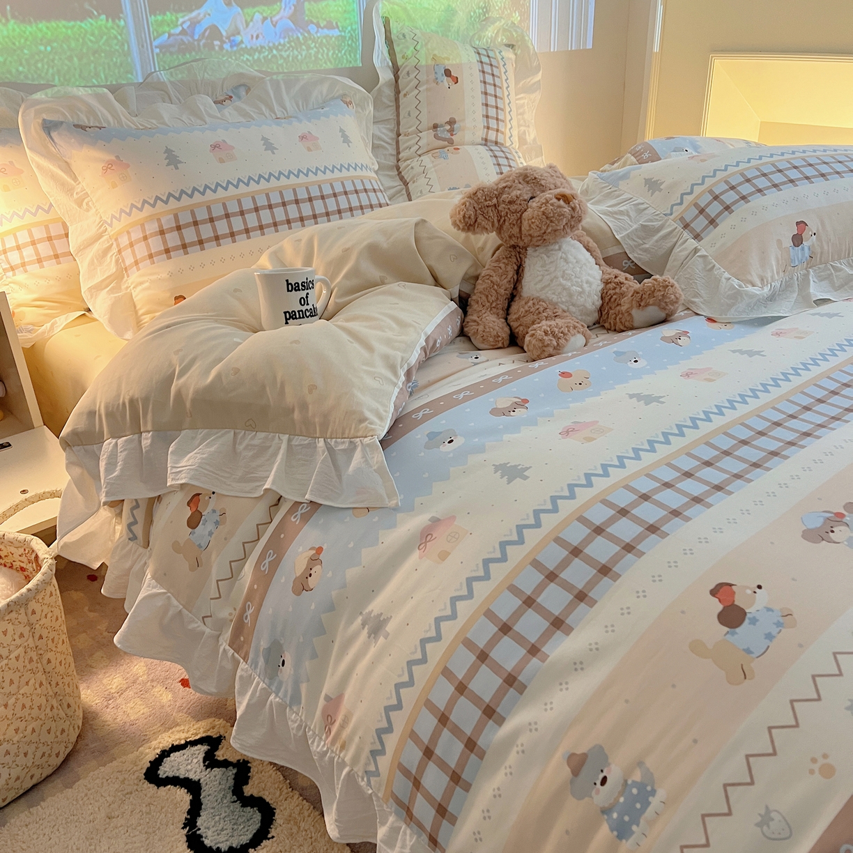 91家纺网 家纺一手货源 找家纺 六巷胡同 2026春夏新款韩系花边款卡通全棉四件套（第二系列）风格一 花边费尔岛狗狗