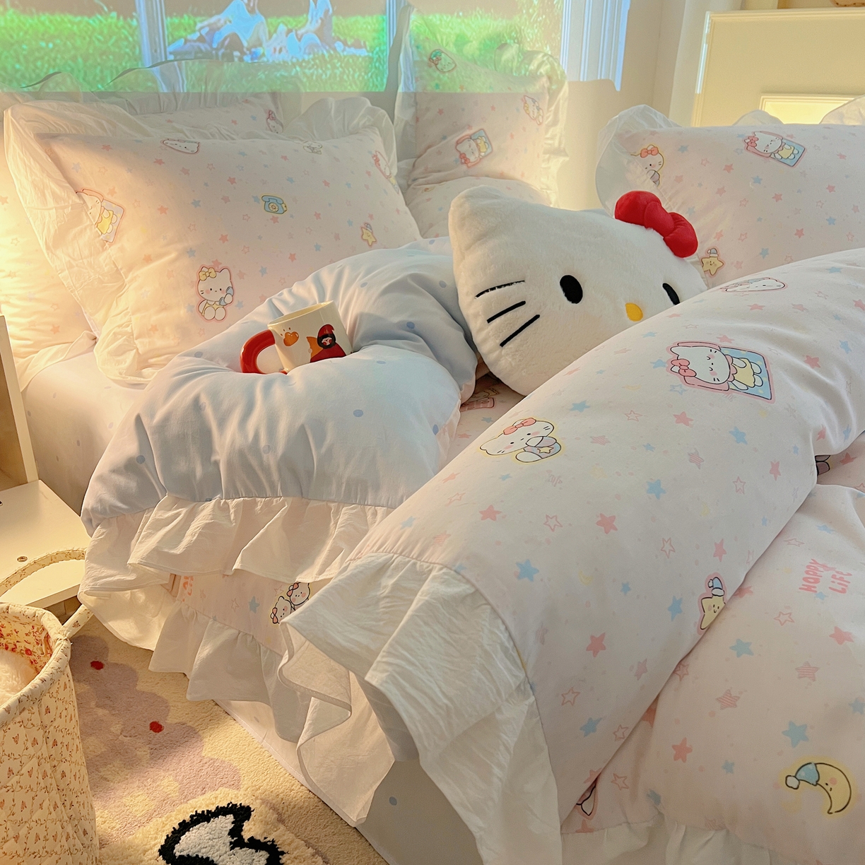 91家纺网 家纺一手货源 找家纺 六巷胡同 2026春夏新款韩系花边款卡通全棉四件套（第二系列）风格一 花边粉星闺蜜喵