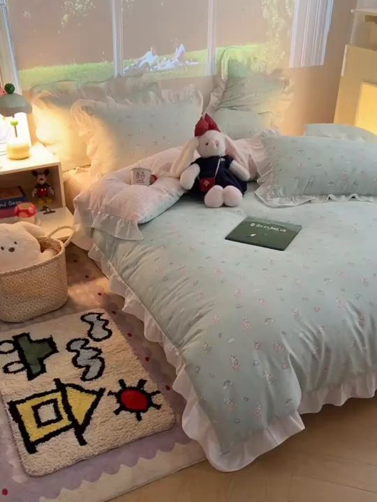 91家纺网 家纺一手货源 找家纺 六巷胡同 2026春夏新款韩系花边款卡通全棉四件套（第二系列）风格一 花边萝莉邦尼兔