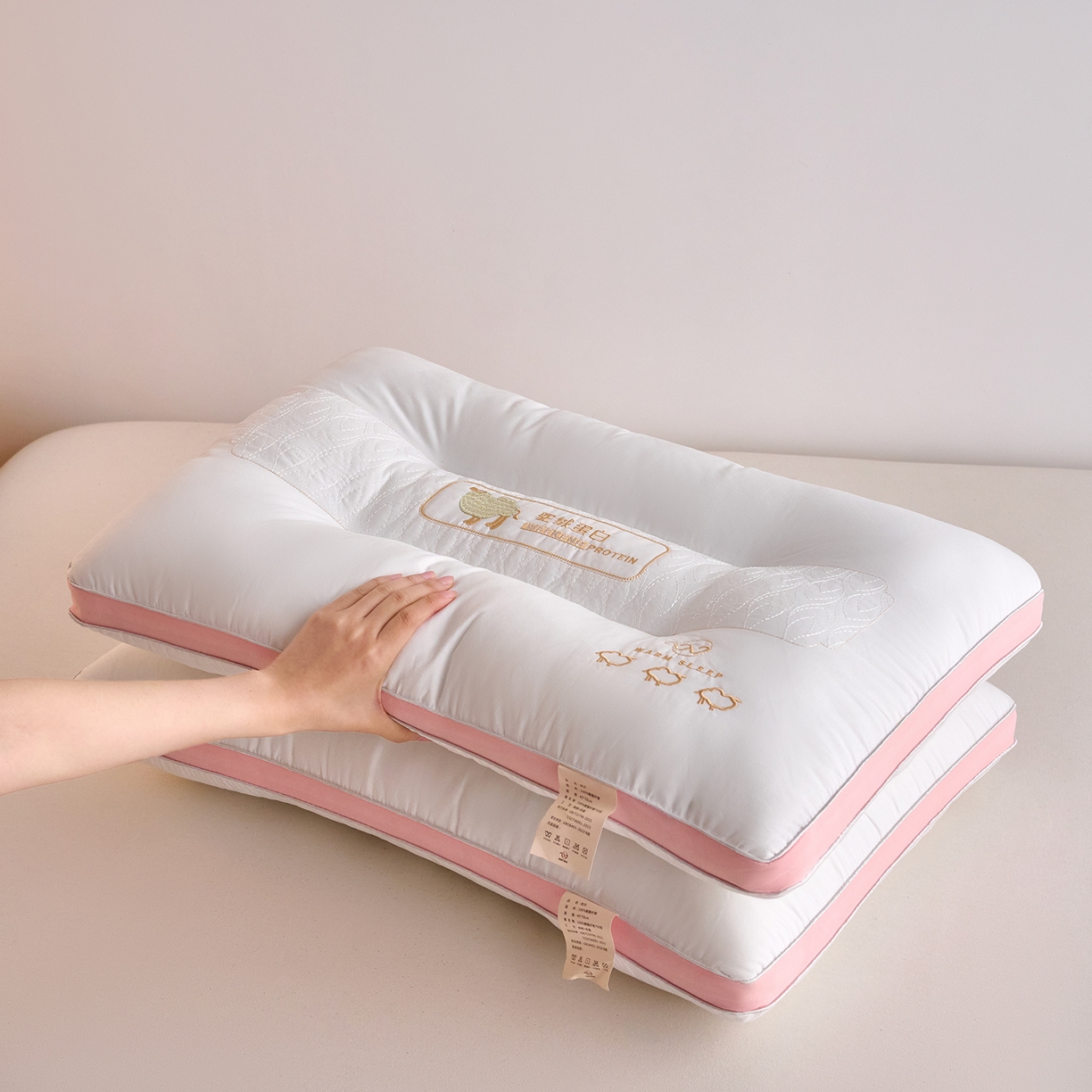 91家纺网 家纺一手货源 找家纺 鼎晟纺 2026新款驼绒蛋白护颈枕学生枕头成人枕芯 驼绒蛋白-中枕-一对装