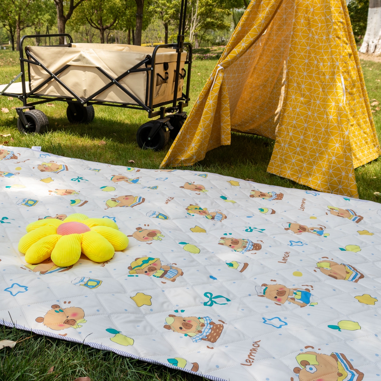 91家纺网 家纺一手货源 找家纺 欣宜家纺 2025新款铝底防水野餐垫防潮宝宝地垫爬爬垫露营垫帐篷垫 波点卡皮