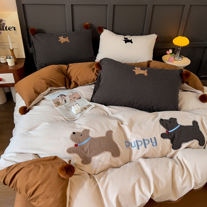 91家纺网 家纺一手货源 找家纺 （总）炫拼家纺 2026新款卡通毛巾绣A类全棉40支水洗棉贴布绣平绣纯棉四件套-毛球系列（专票6-7%）,毛球-旺旺狗,毛球-卡皮巴拉咖,毛球-小熊黑,毛球-平安喜乐,毛球-快乐小马,毛球-俩小无猜