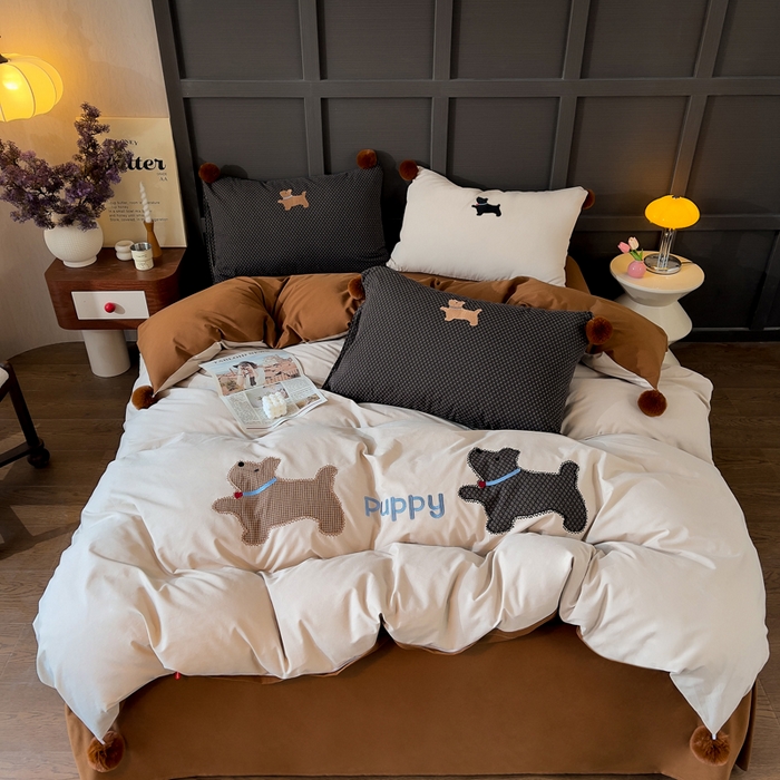 91家纺网 家纺一手货源 找家纺 （总）炫拼家纺 2026新款卡通毛巾绣A类全棉40支水洗棉贴布绣平绣纯棉四件套-毛球系列（专票6-7%）