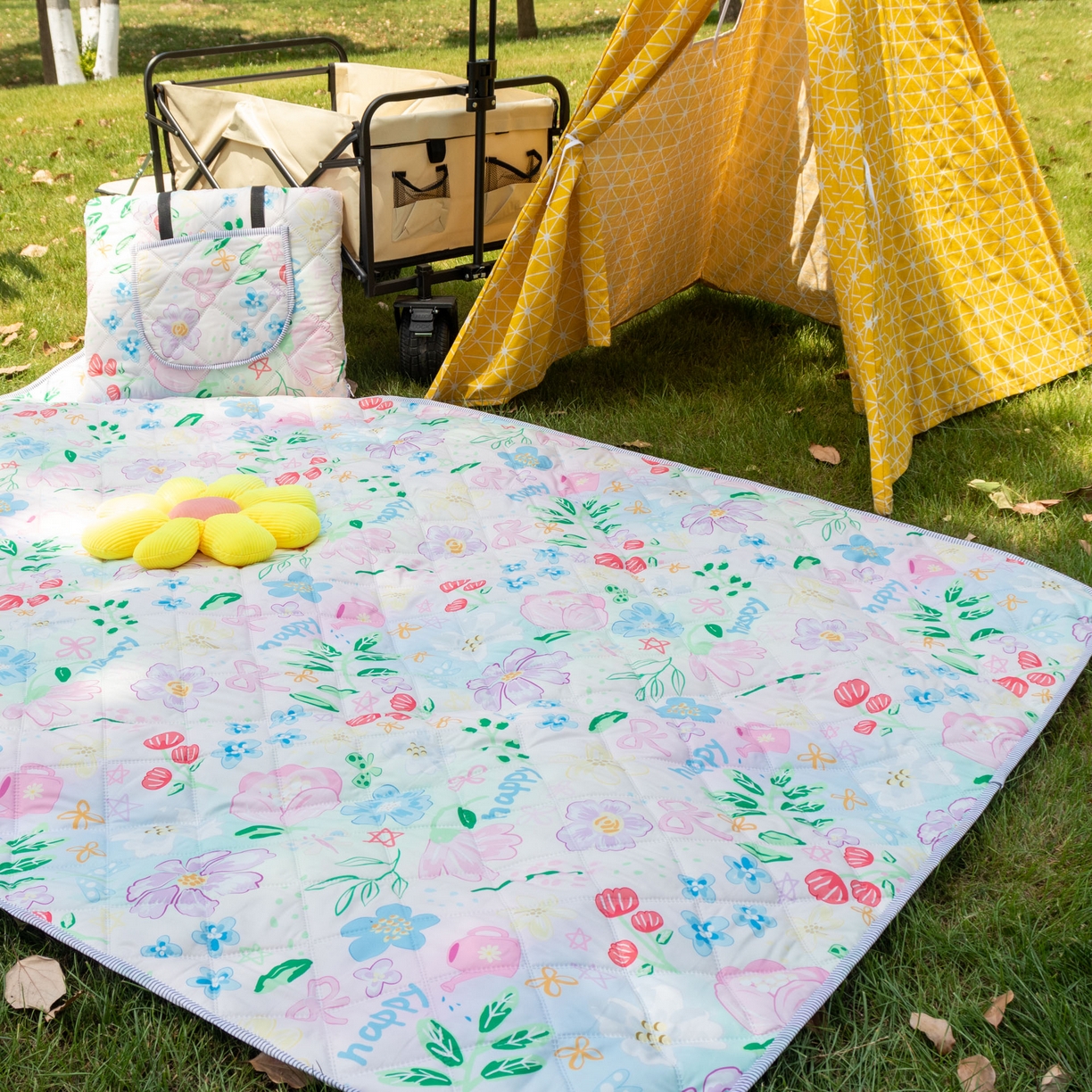 91家纺网 家纺一手货源 找家纺 欣宜家纺 2025新款铝底防水野餐垫防潮宝宝地垫爬爬垫露营垫帐篷垫 花漫天